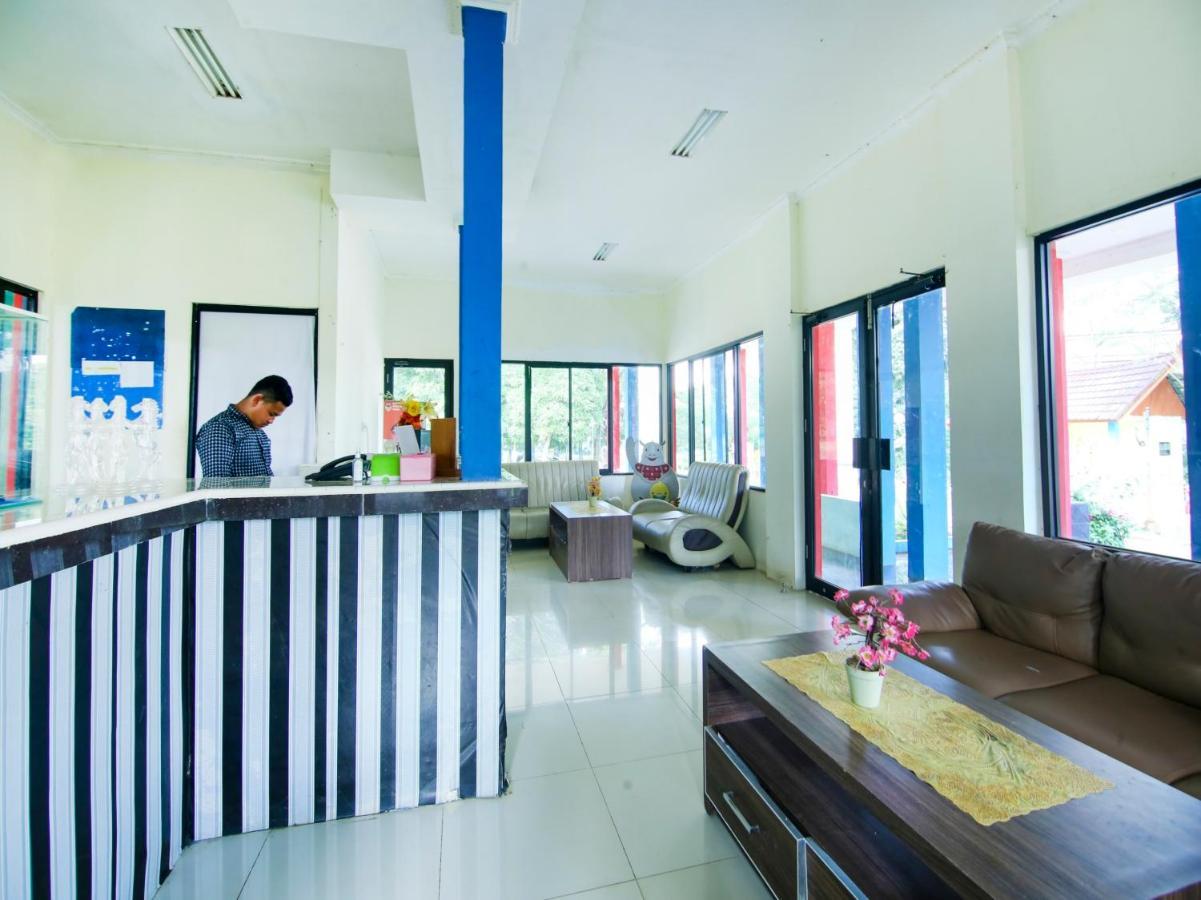 Oyo 3475 Villa Ex Mtq Pagaralam Ngoại thất bức ảnh